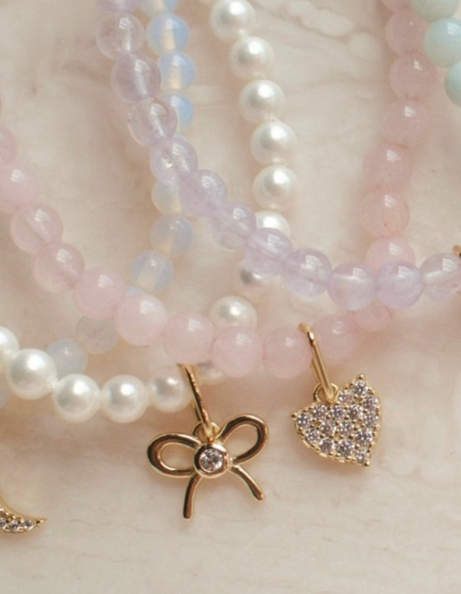 bow charm bracelet